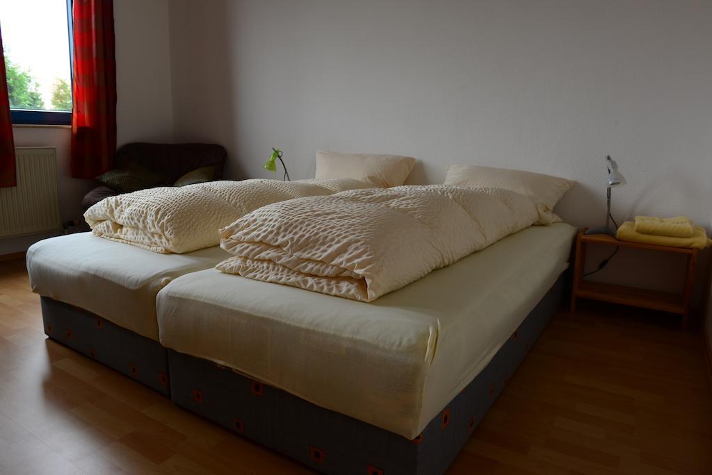 Monteur Und Messewohnung Rodgau Buitenkant foto